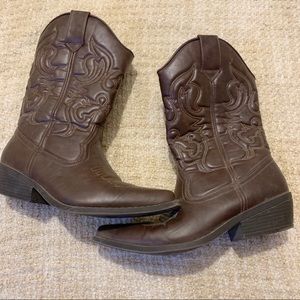 Mossimo Supply Co Cowboy Boots size 8